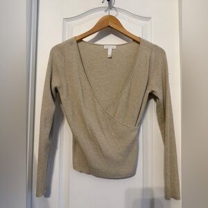 Leith Ribbed Wrap Long Sleeve Top – Size S